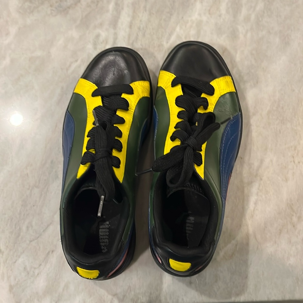 Puma barely worn